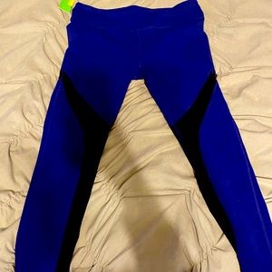 Blue/black Fabletics leggings size L